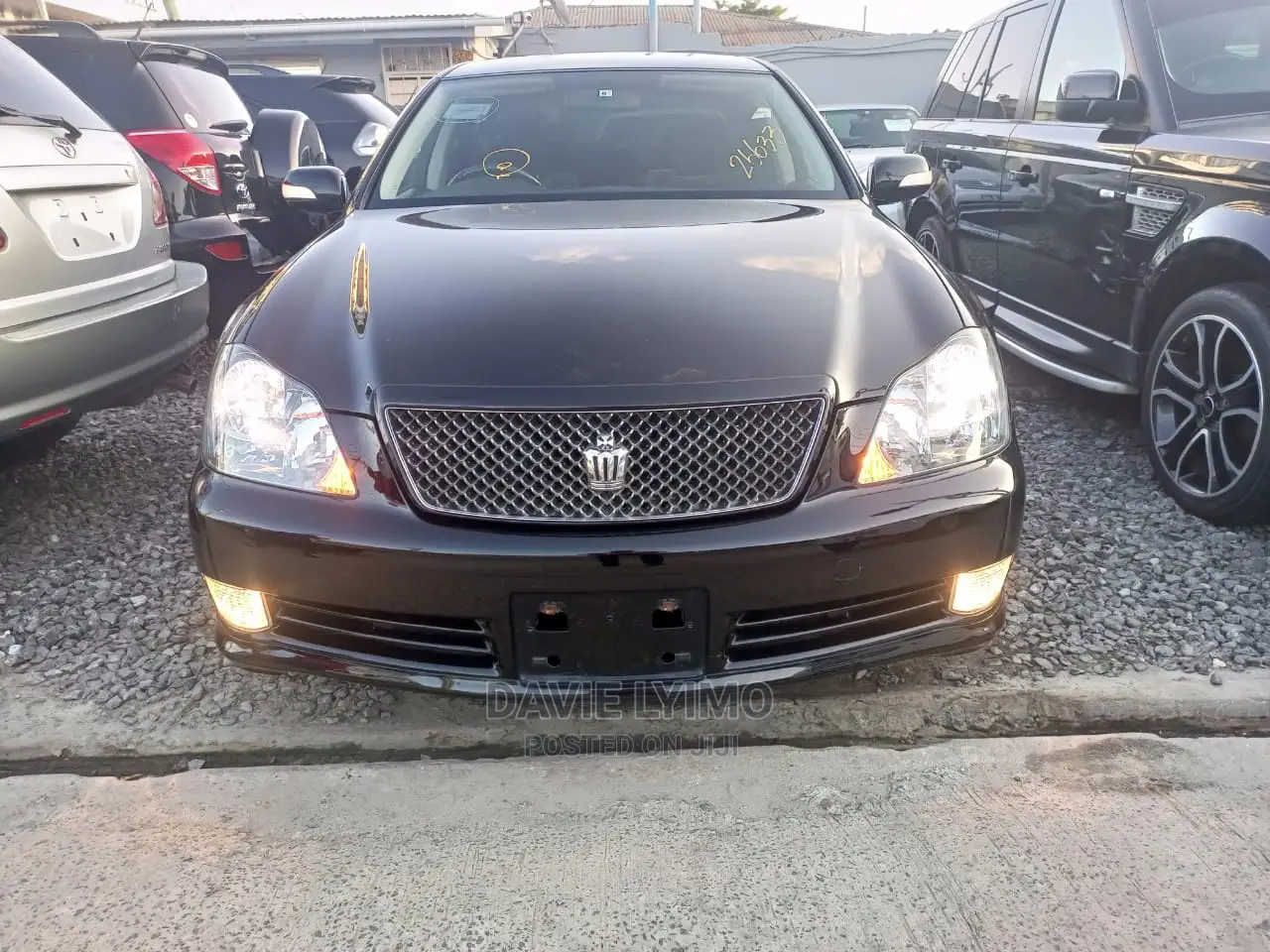 Toyota Crown 2006 Black