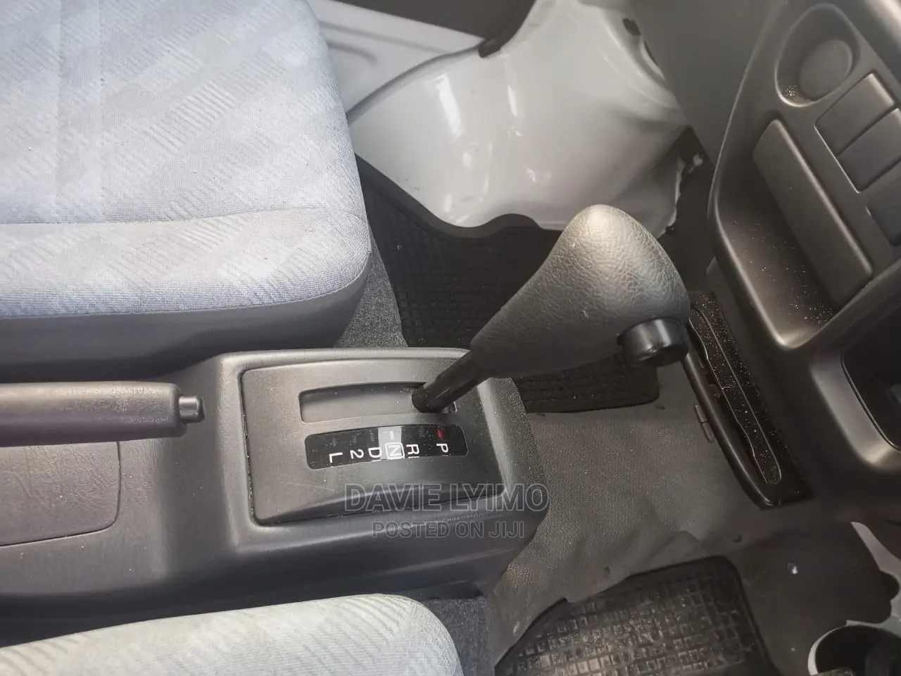 Suzuki Super Carry 2002 White