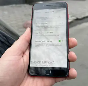 Apple iPhone 8 Plus 64 GB Red