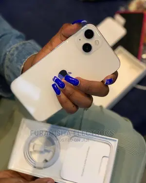 New Apple iPhone 13 128 GB White