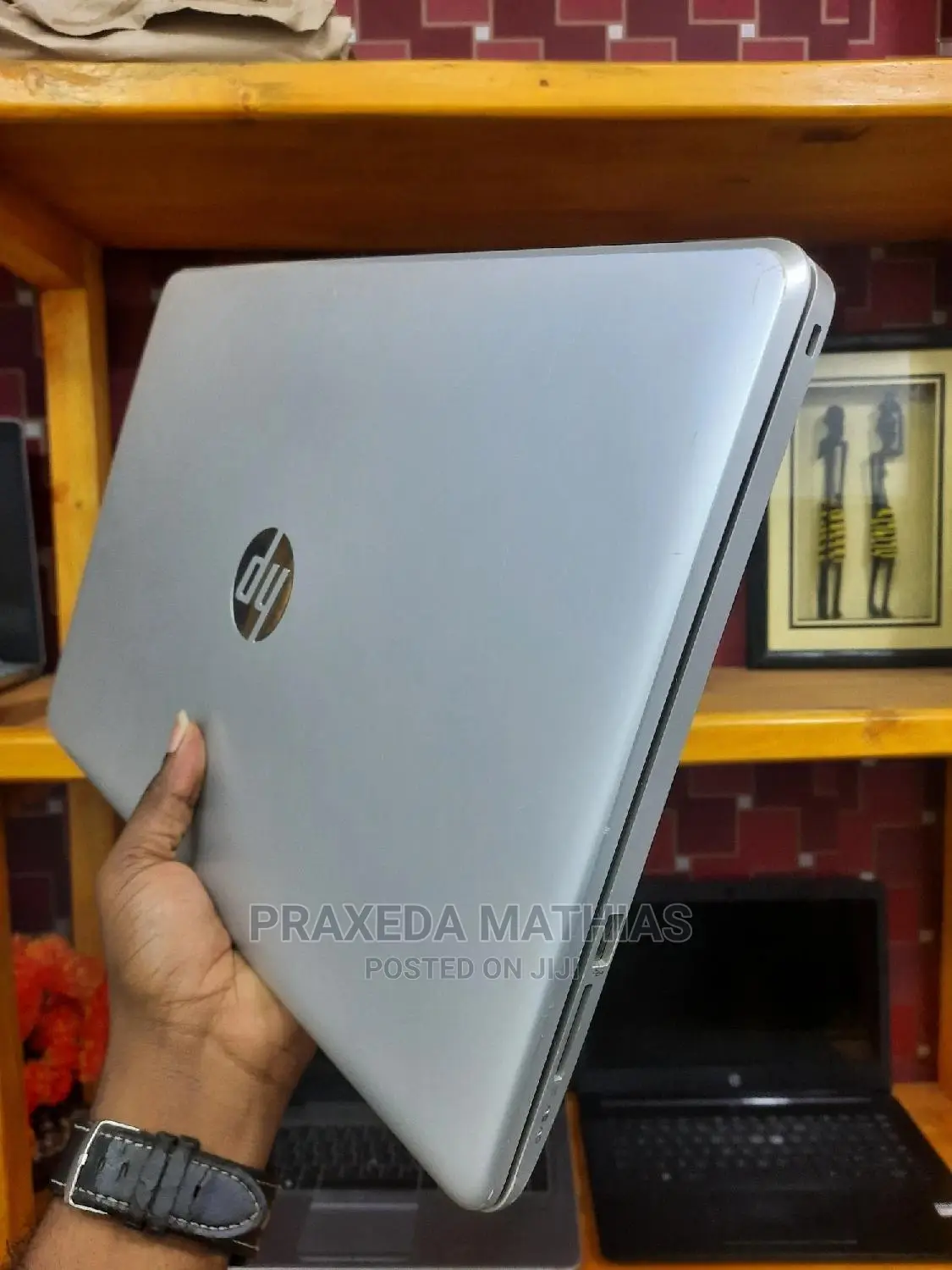 Laptop HP 250 G6 8GB AMD A10 HDD 500GB