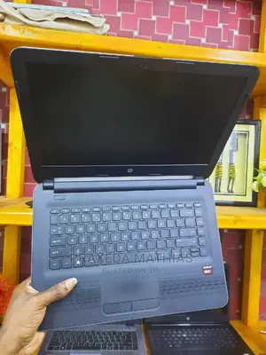 Laptop HP 245 G4 8GB AMD A8 HDD 500GB