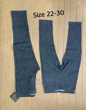 Staff Jeans