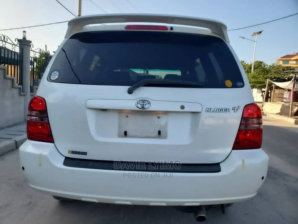 Toyota Kluger 2004 Pearl