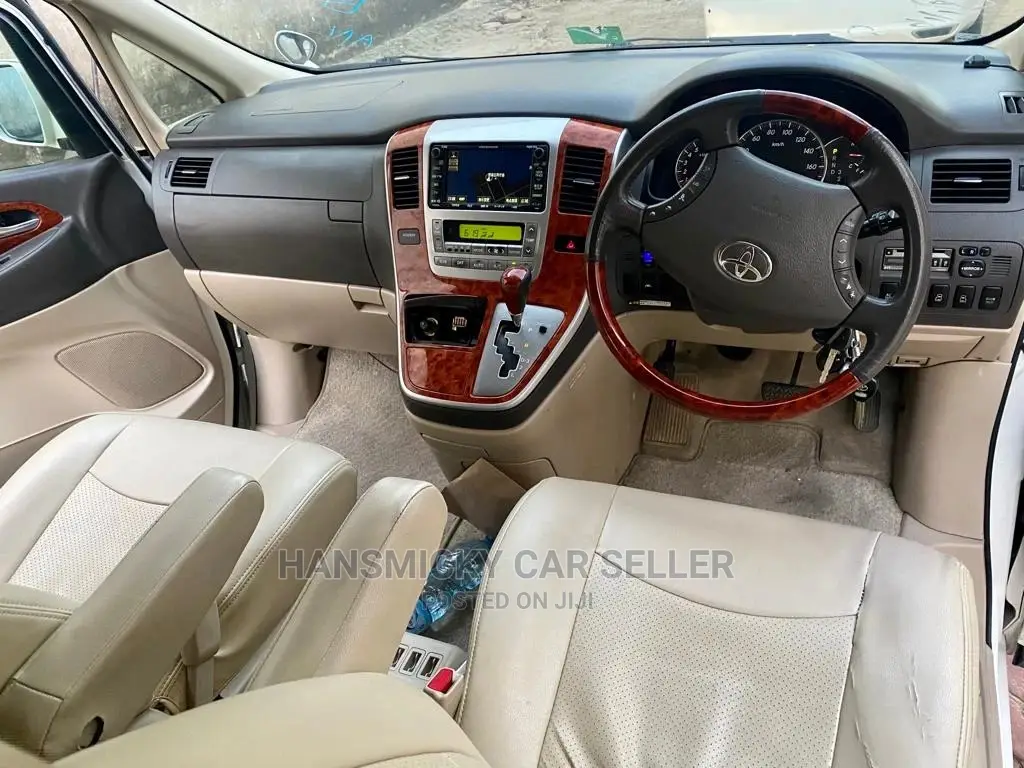 Toyota Alphard 2006 White