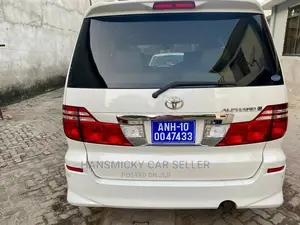 Toyota Alphard 2006 White