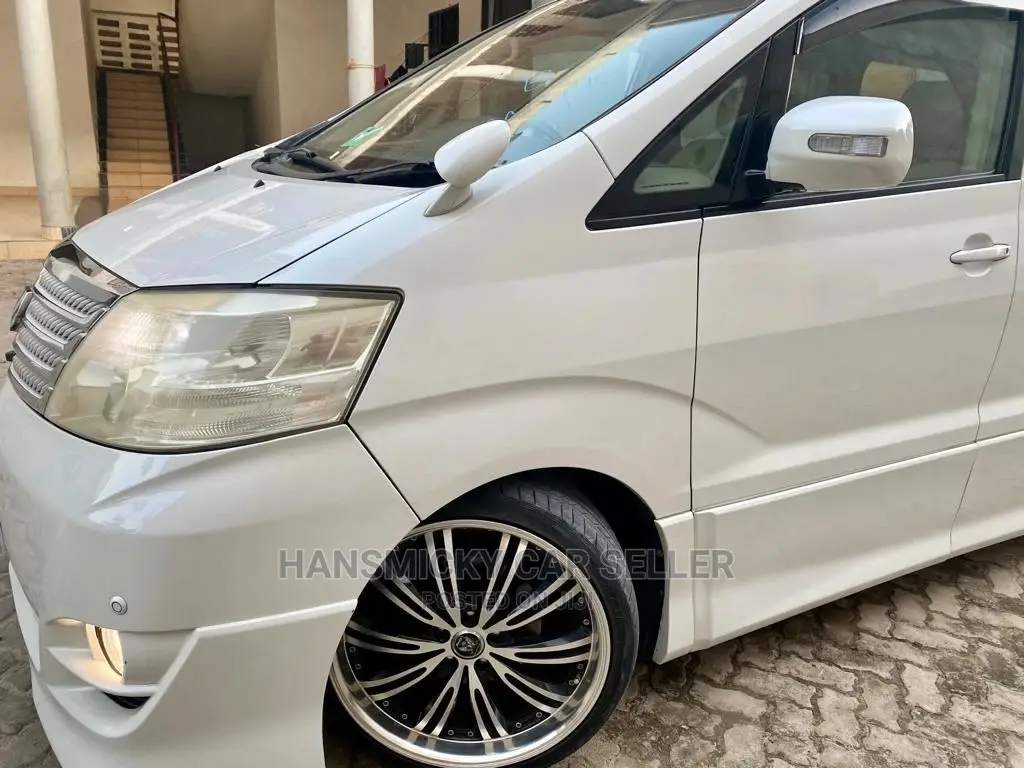 Toyota Alphard 2006 White