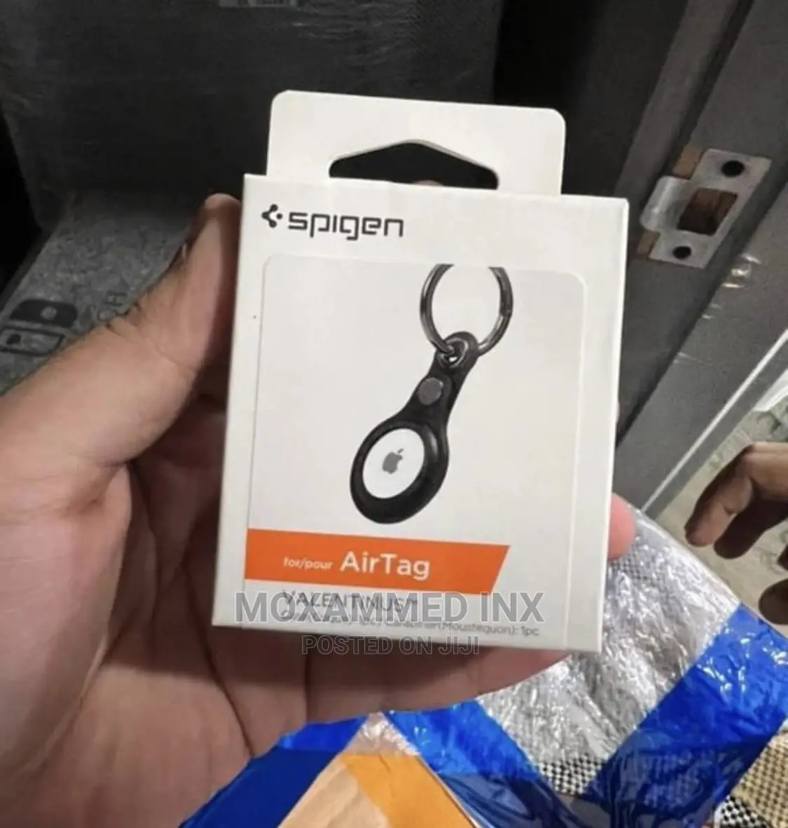 Spigen Airtga Holder