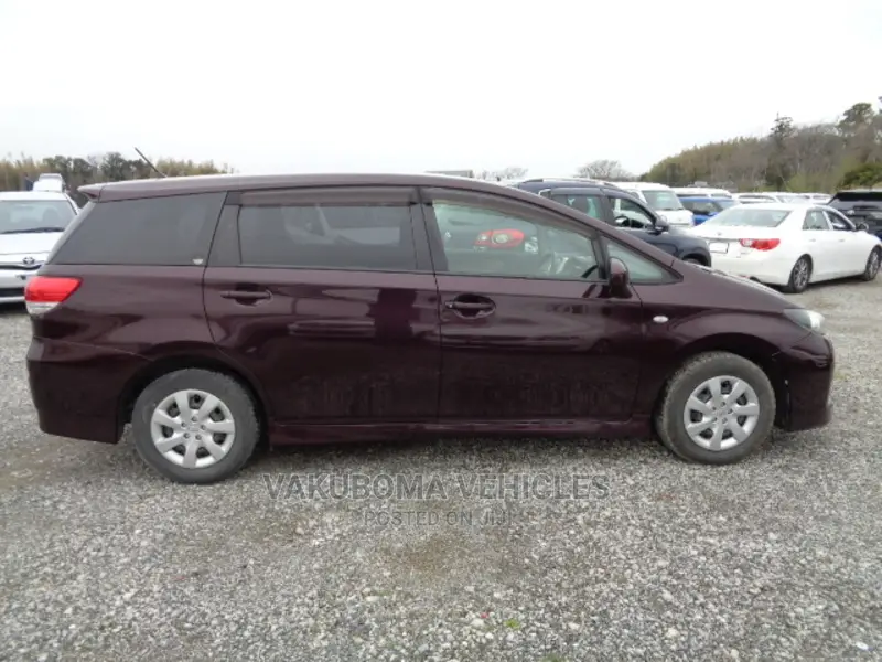 Toyota Wish 2011 Purple