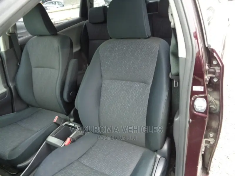 Toyota Wish 2011 Purple