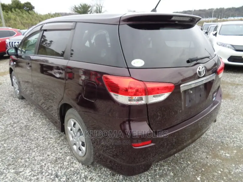 Toyota Wish 2011 Purple