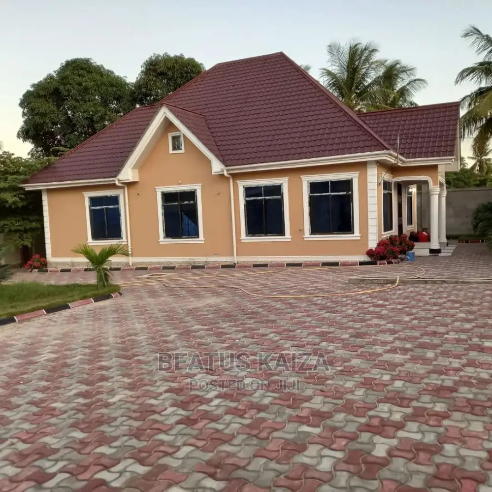3bdrm Bungalow in Kigamboni Kisota for rent
