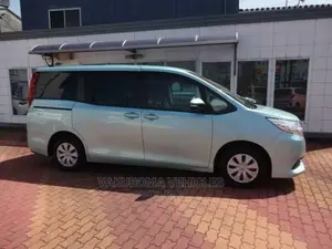 Toyota Noah 2017 Blue