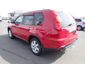 Nissan X-Trail 2010 Red