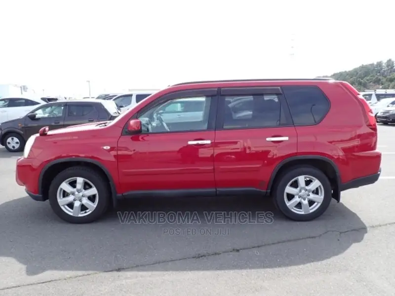 Nissan X-Trail 2010 Red