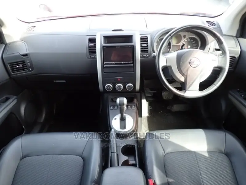 Nissan X-Trail 2010 Red