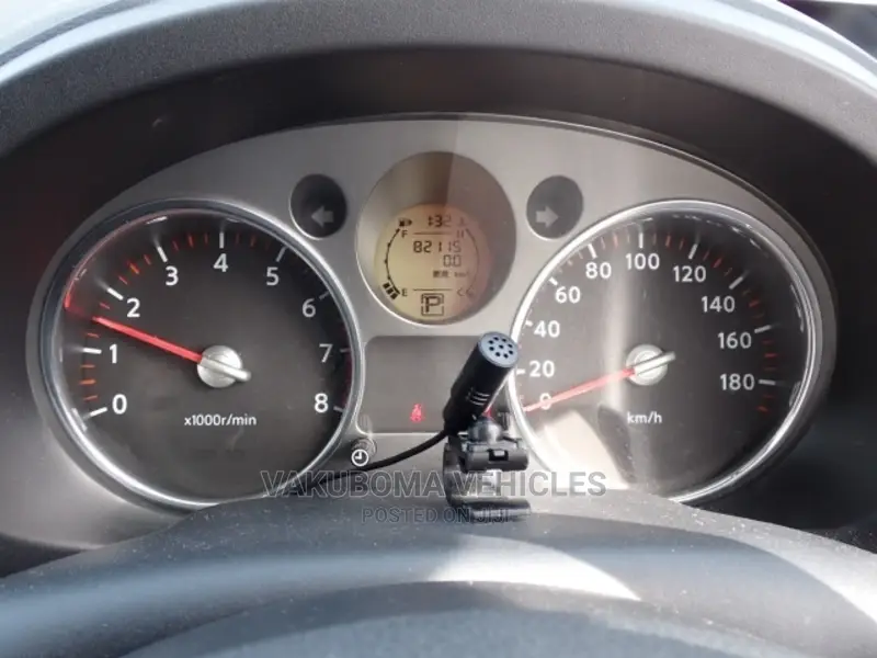 Nissan X-Trail 2010 Red