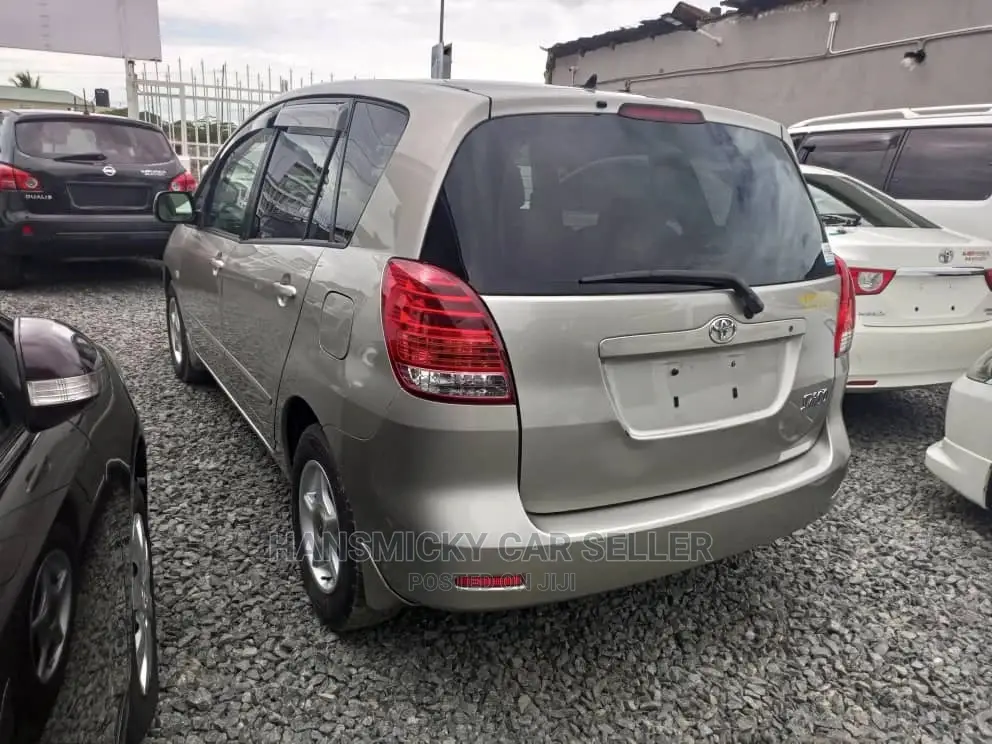 Toyota Corolla Spacio 2002 Beige