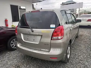 Toyota Corolla Spacio 2002 Beige