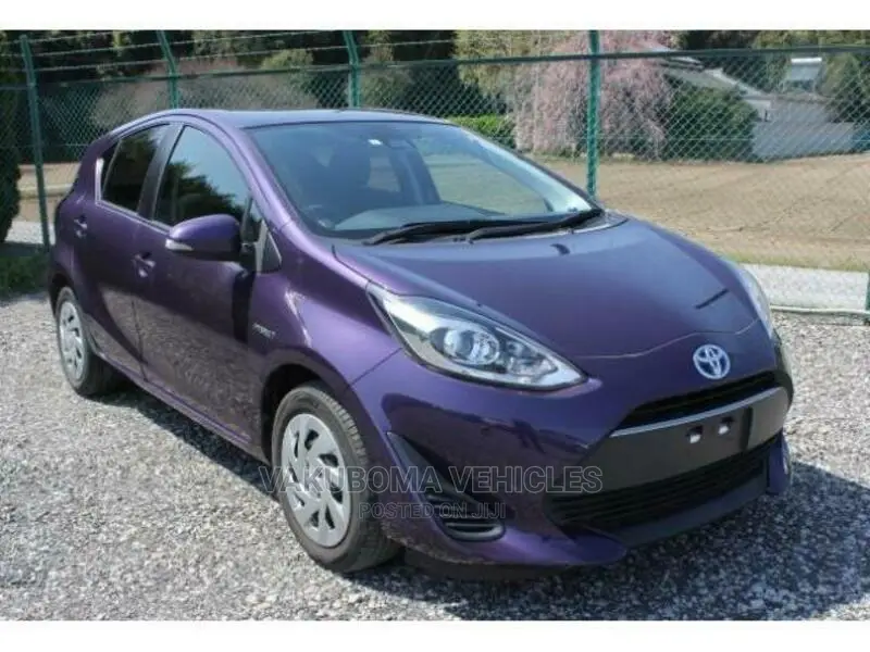 Toyota Aqua 2018 Purple