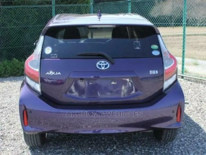 Toyota Aqua 2018 Purple
