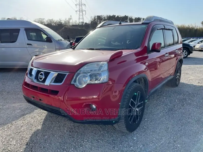 Nissan X-Trail 2012 Red