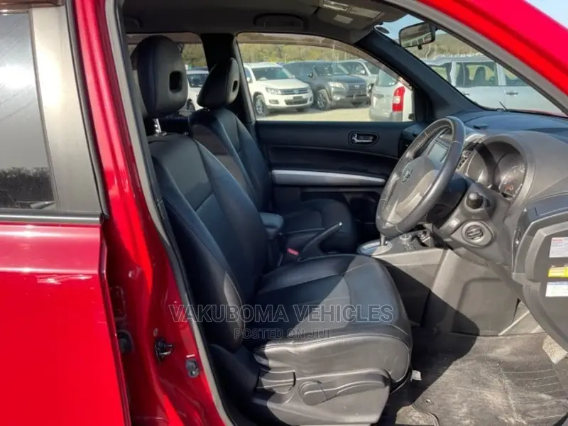 Nissan X-Trail 2012 Red