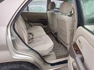 Toyota Harrier 1998 Beige