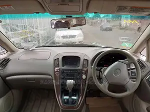 Toyota Harrier 1998 Beige