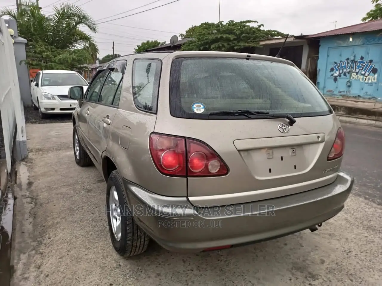 Toyota Harrier 1998 Beige