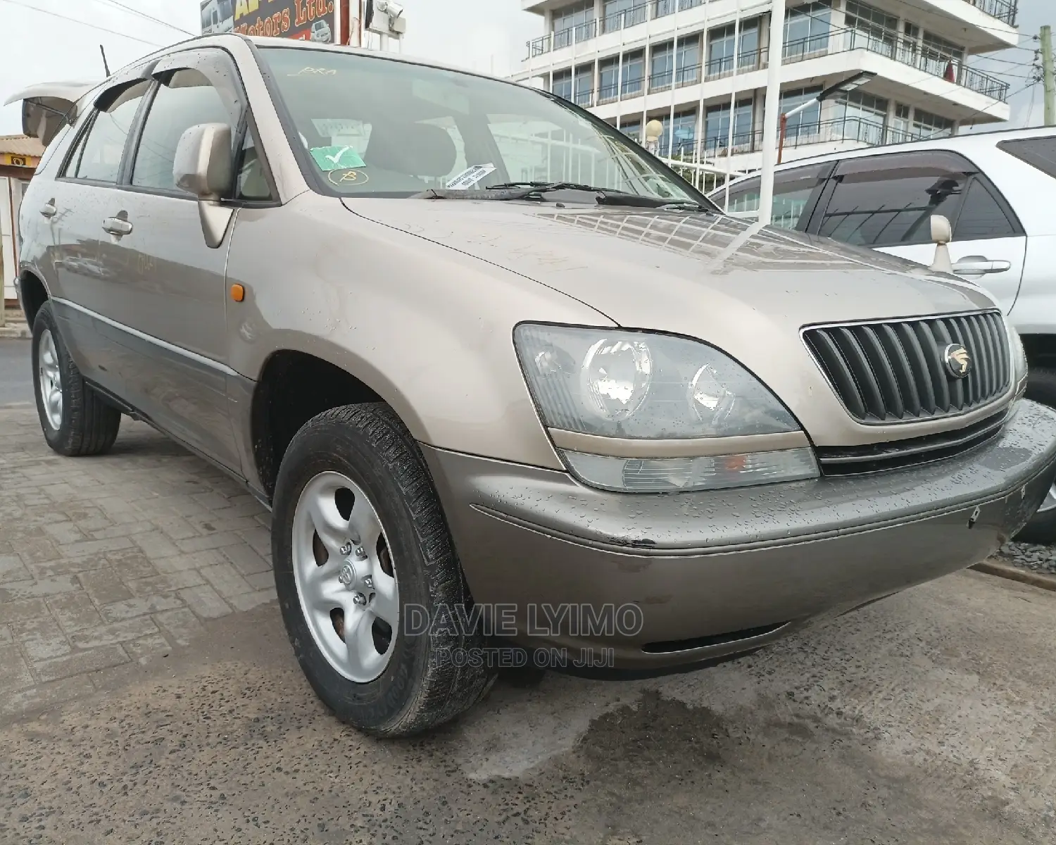 Toyota Harrier 1998 Beige