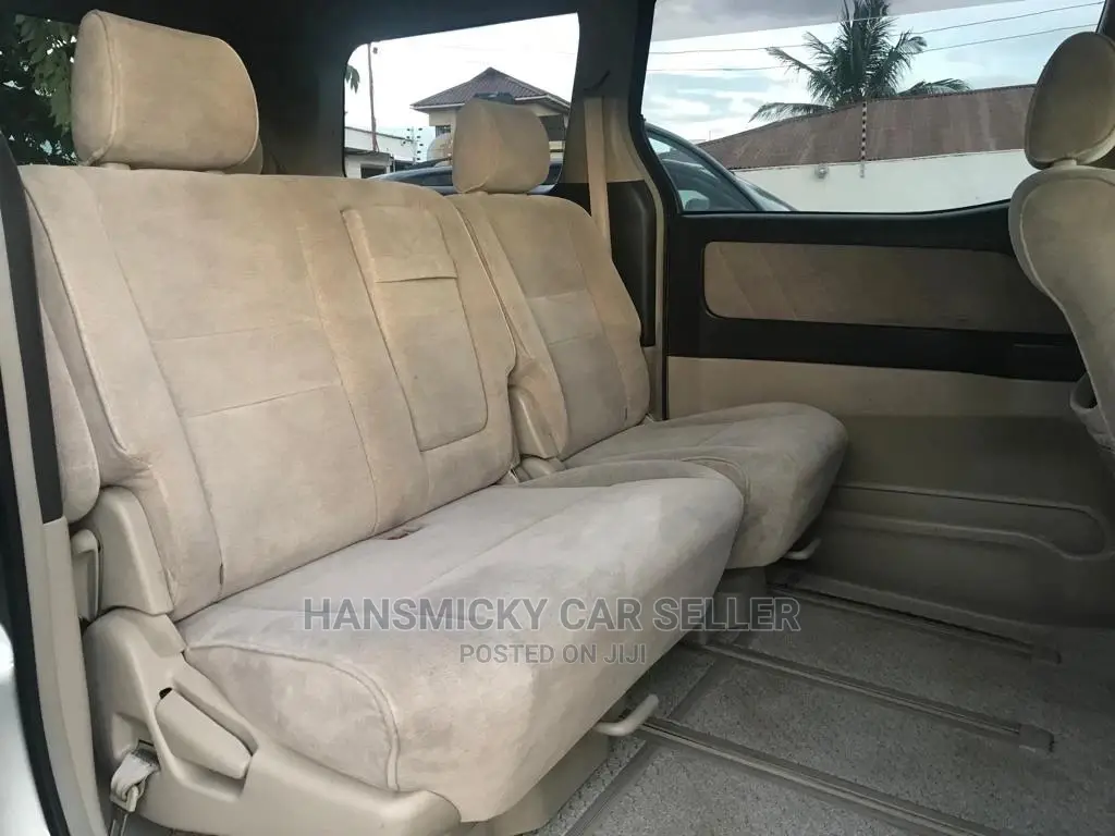 Toyota Alphard 2007 Silver