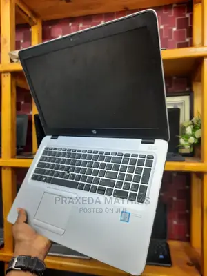 Laptop HP EliteBook 820 G3 8GB Intel Core I5 HDD 500GB