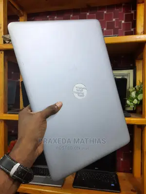 Laptop HP EliteBook 820 G3 8GB Intel Core I5 HDD 500GB
