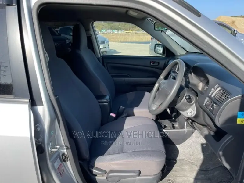 Toyota Probox 2011 Silver