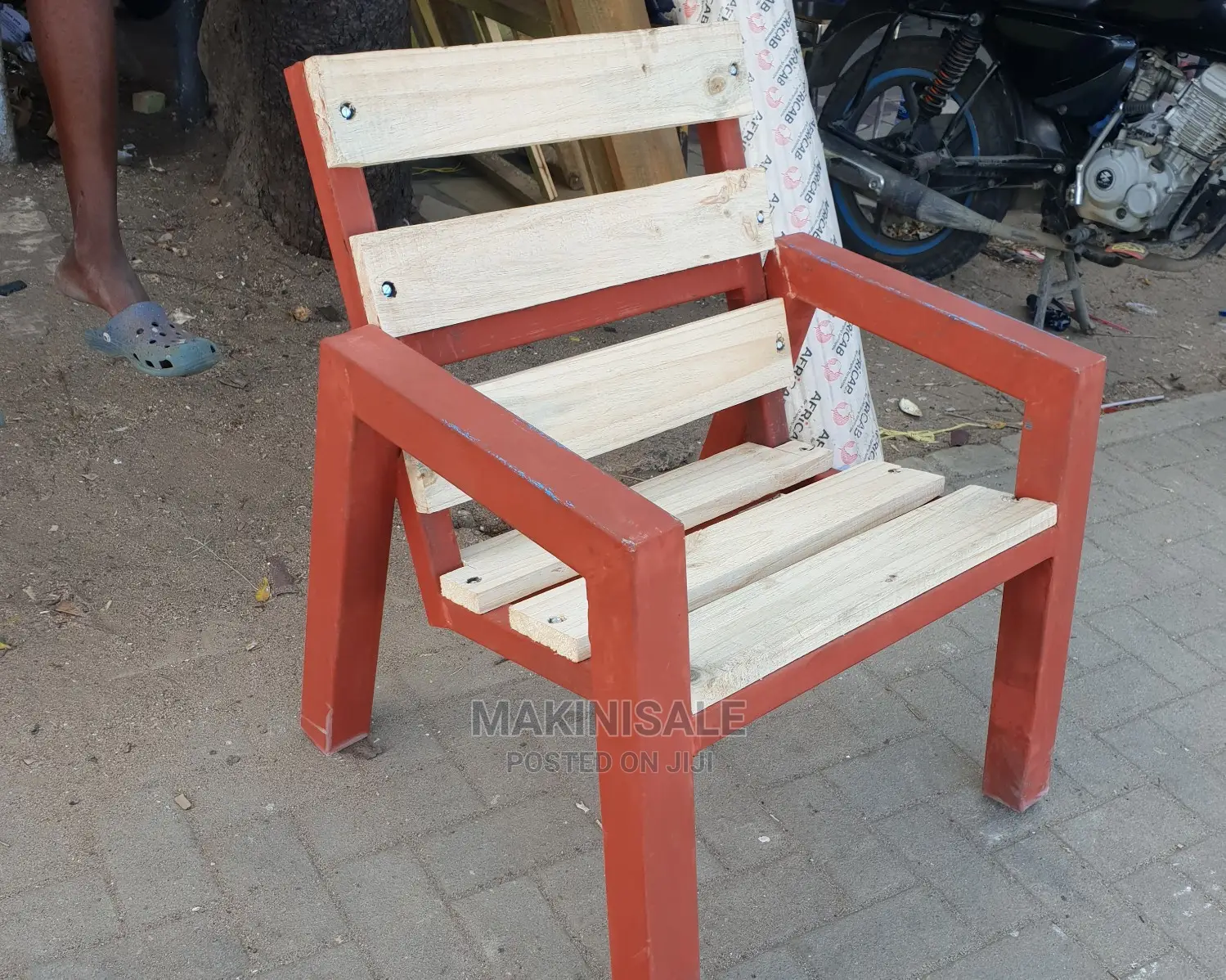 Kiti Kizuri Sana Cha Chuma Bei YETU Ni Poa