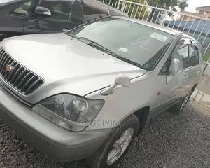 Toyota Harrier 1998 Silver