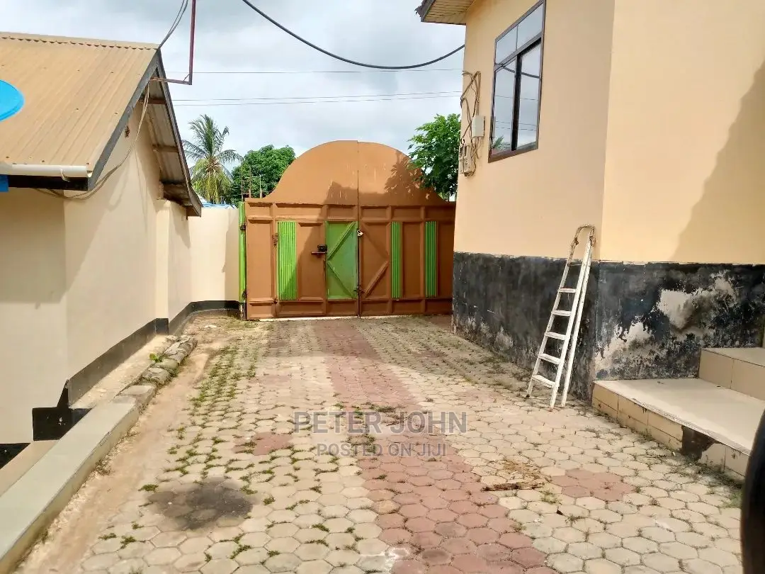 1bdrm Apartment in Kimara for Rent