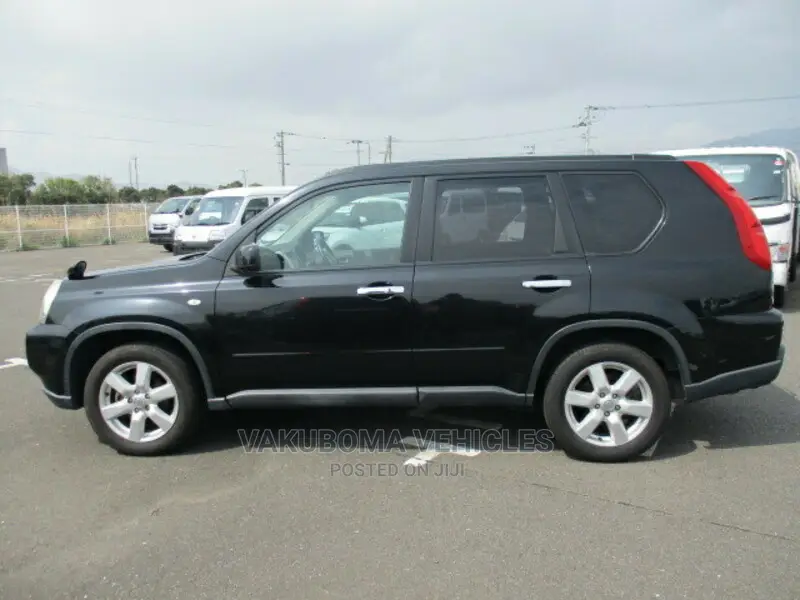 Nissan X-Trail 2010 Black
