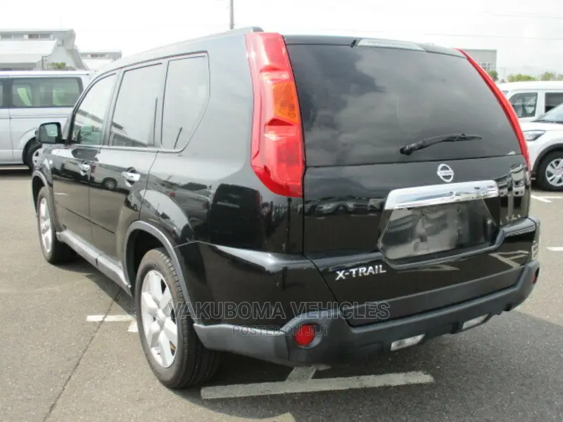 Nissan X-Trail 2010 Black