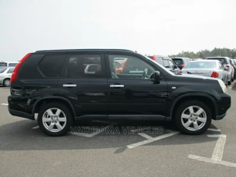 Nissan X-Trail 2010 Black