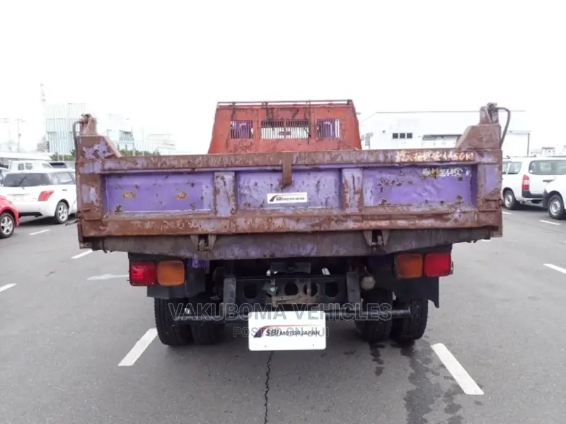 Nissan Conda Dump Truck