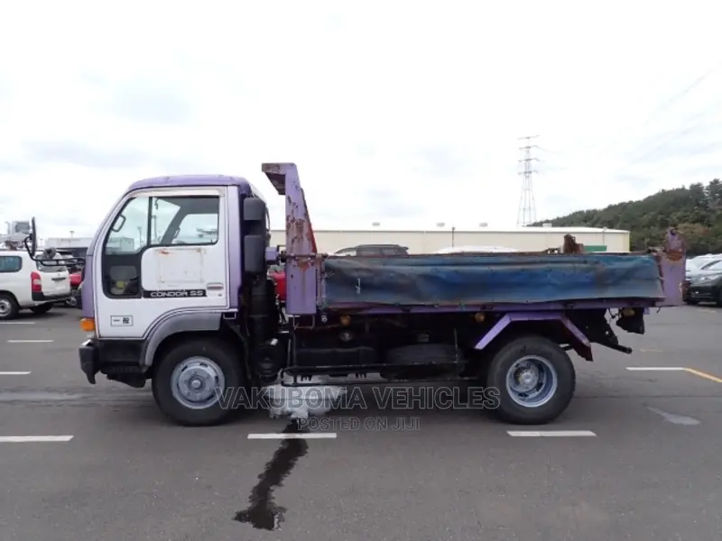 Nissan Conda Dump Truck