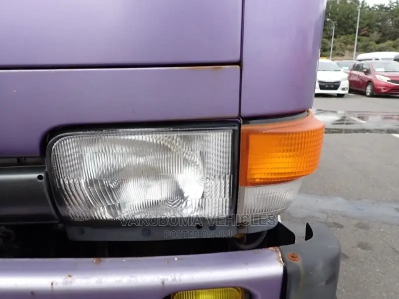Nissan Conda Dump Truck