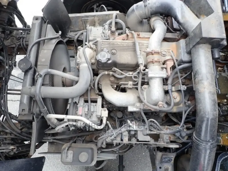 Nissan Conda Dump Truck
