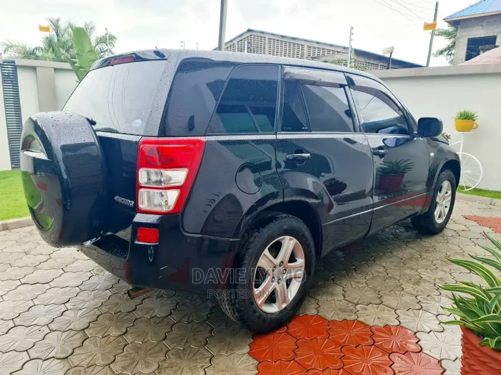 Suzuki Escudo 2005 Blue