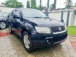 Photo - Suzuki Escudo 2005 Blue