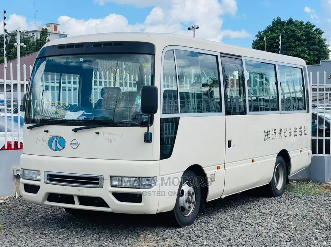 Nissan Civilian 2010 White