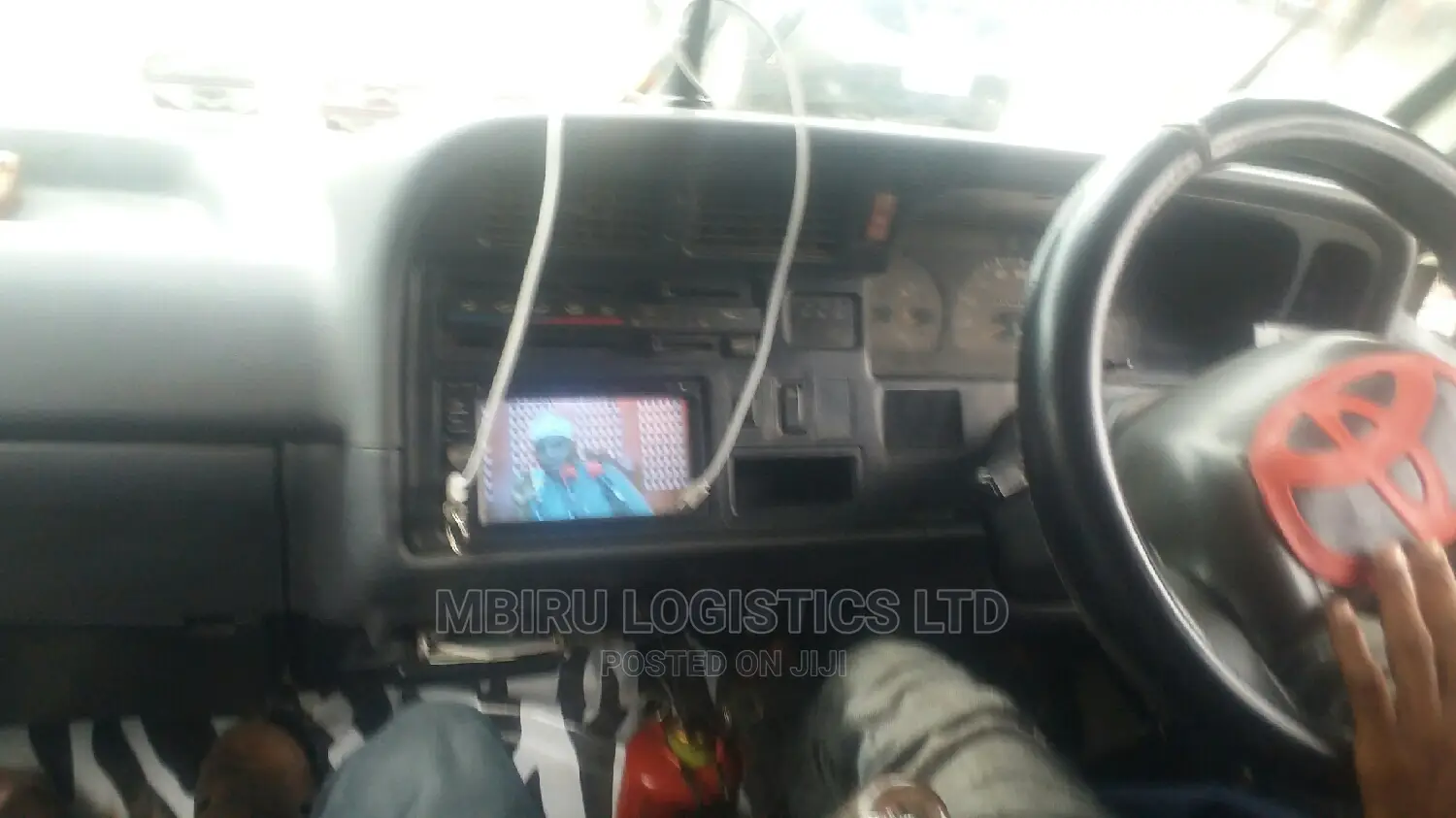 Toyota Hiace 2002 White