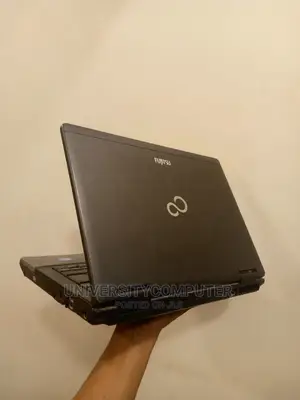 Laptop Fujitsu Lifebook AH550 4GB Intel Core I7 HDD 320GB